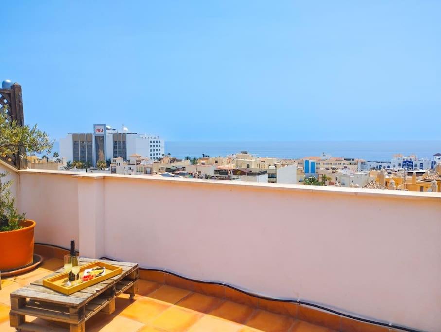Penthouse With Jacuzzi And Spectacular Sea Views Daire Nerja Dış mekan fotoğraf
